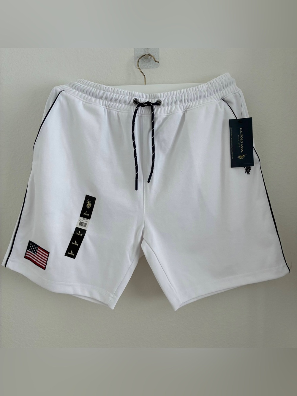 U.S. Polo Assn. Men's White Athletic Drawstring Shorts with Black Trim Size L